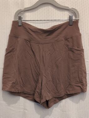 High-Rise Athletic Shorts in Mauve Taupe